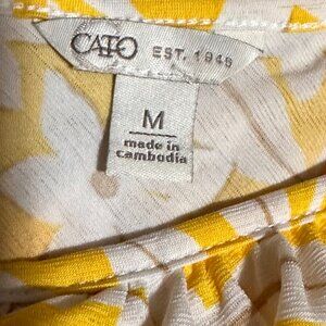 Cato women’s yellow sleeveless floral blouse ruffle detail women’s medium